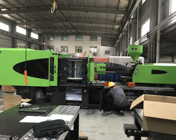 Injection Machinery For Pet Preforms2(001)