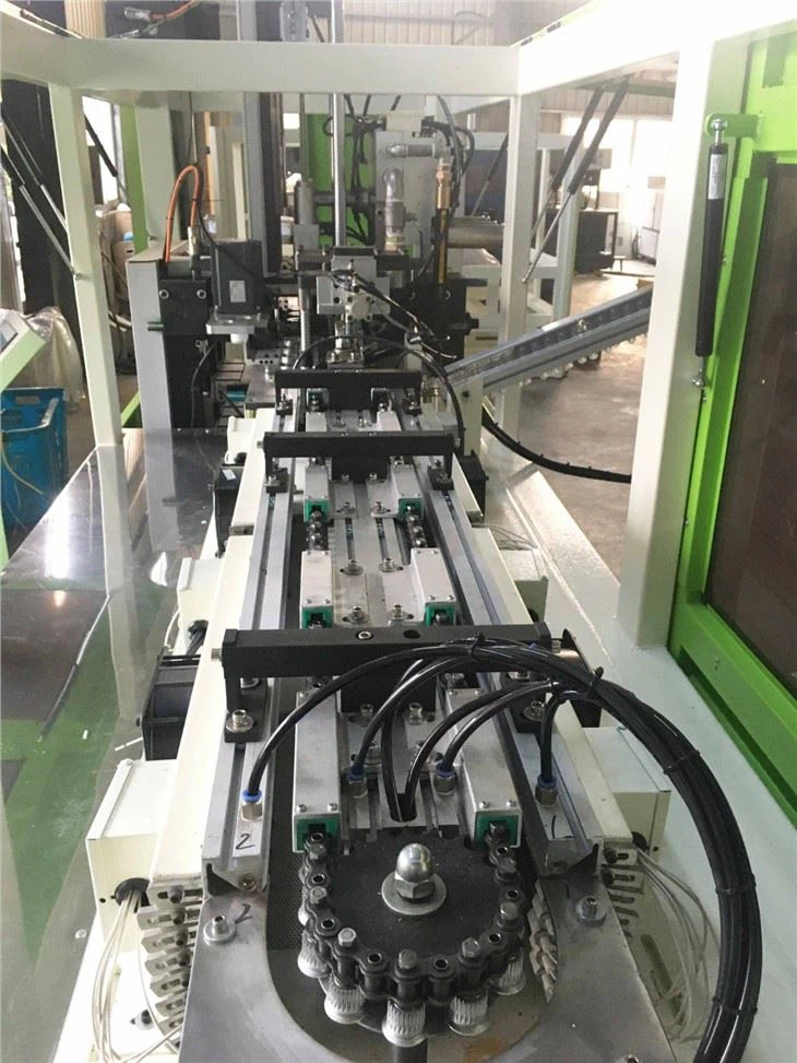 PET Servo System Bottle Blowing Machine